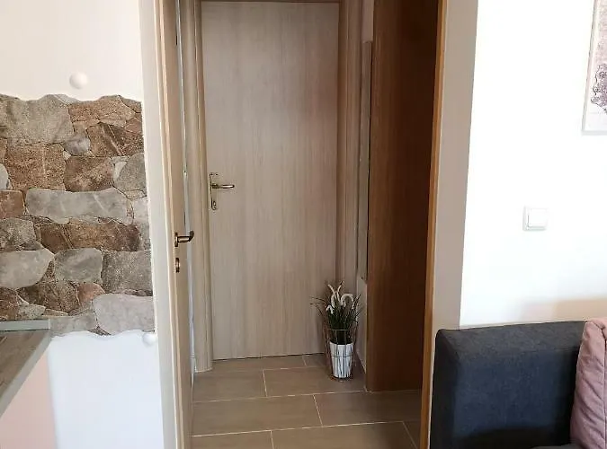 Natalija Rogoznica (Sibenik-Knin)