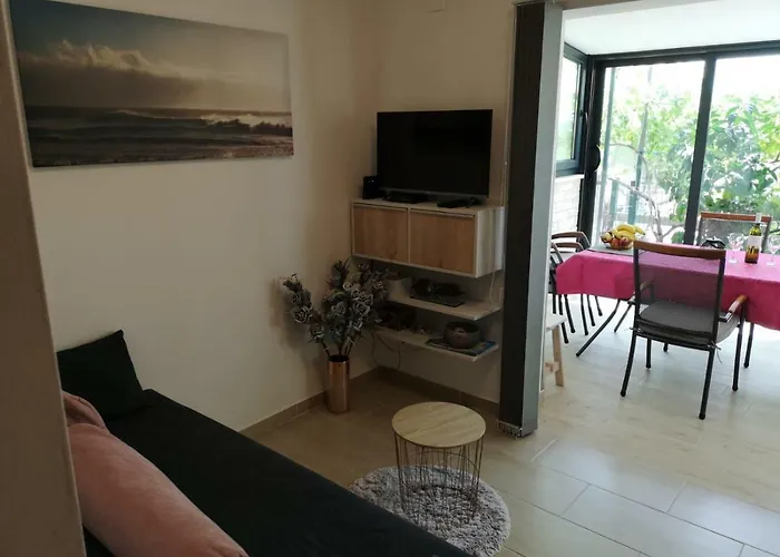 Natalija 罗戈兹尼察